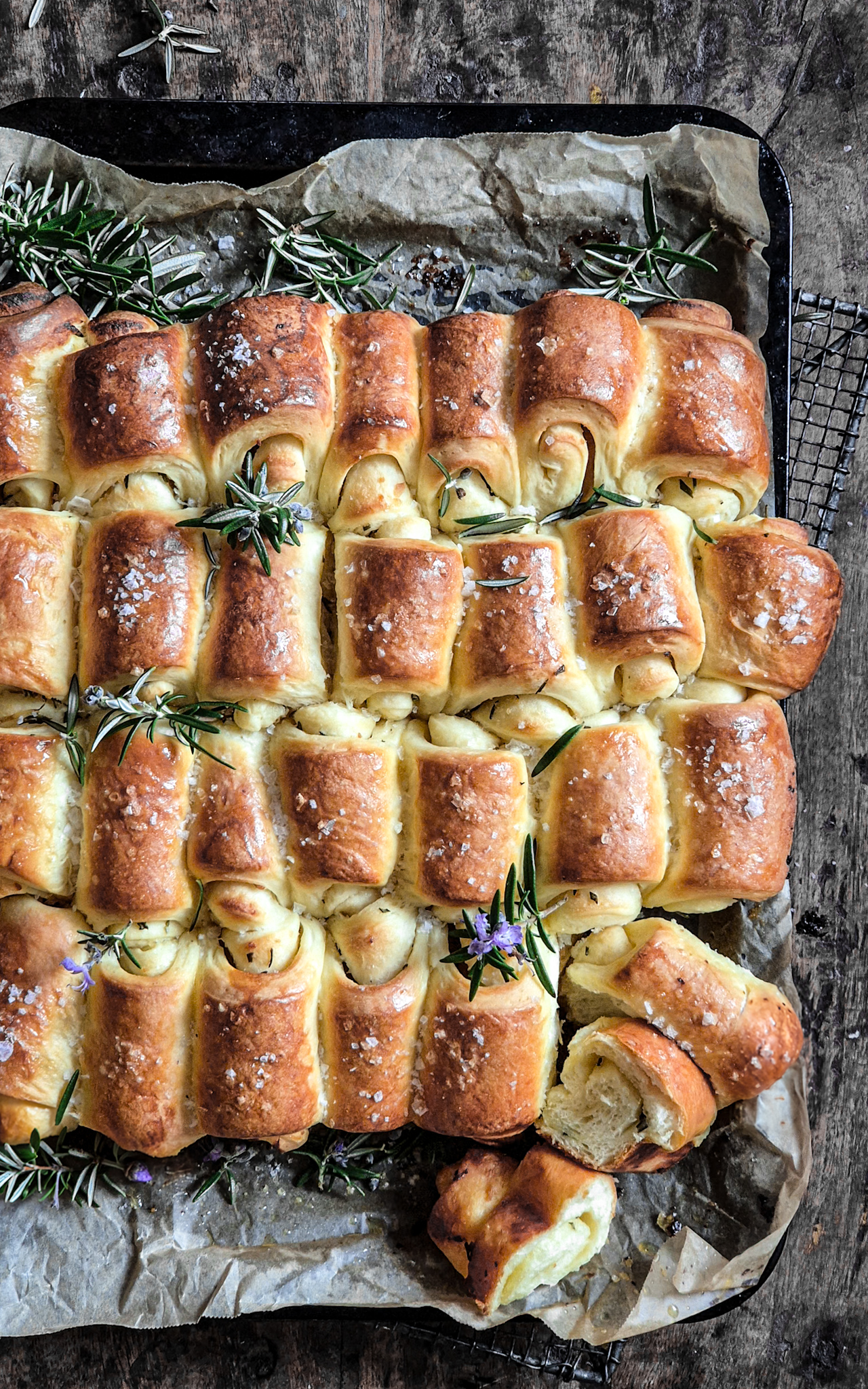 Salted Honey Rosemary & Garlic Brioche Rolls